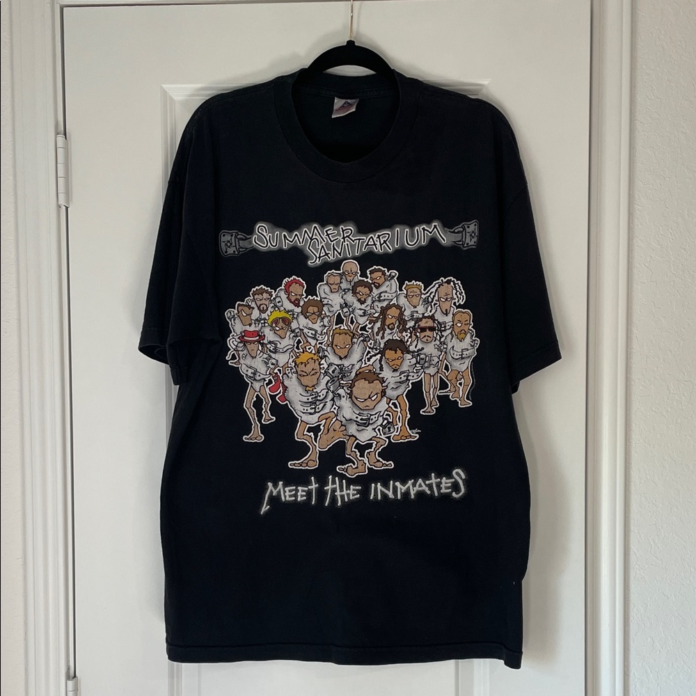 Vintage Summer Sanitarium Meet The Inmates 2000 Tour T-Shirt XL
Metallica Korn